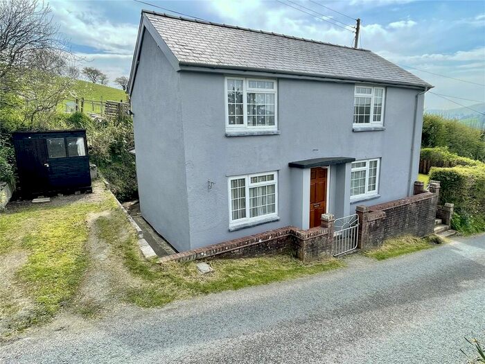 3 Bedroom Detached House For Sale In Cae Capel, Llangurig, Llanidloes, Powys, SY18