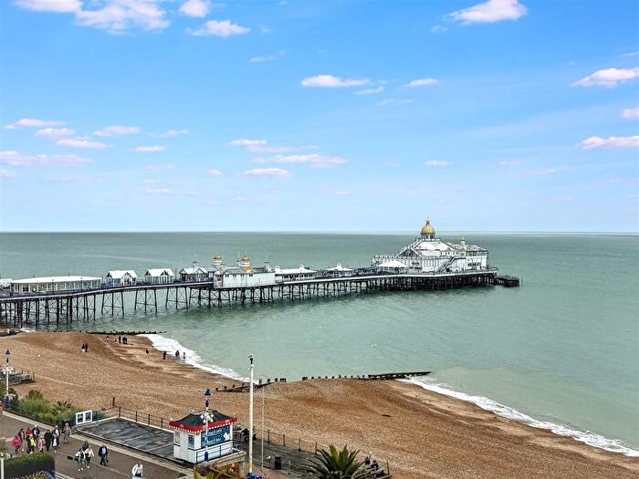 2 Bedroom Flat For Sale In Grand Parade, Eastbourne, BN21