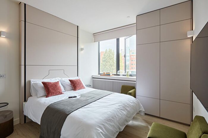 Studio To Rent In The Heights, - Lowlands Road, Harrow, HA1