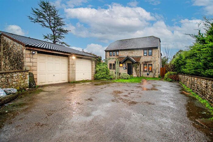 4 Bedroom Detached House For Sale In Saltford Court, Saltford, Bristol, BS31