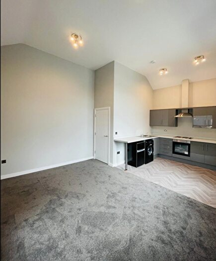 1 Bedroom Flat To Rent In , Derby Road, Chesterfield, Derbyshire, S40