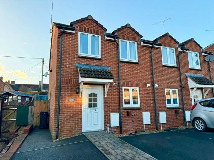 2 Bedroom Semi-Detached House To Rent In Brue Avenue, Bruton, BA10