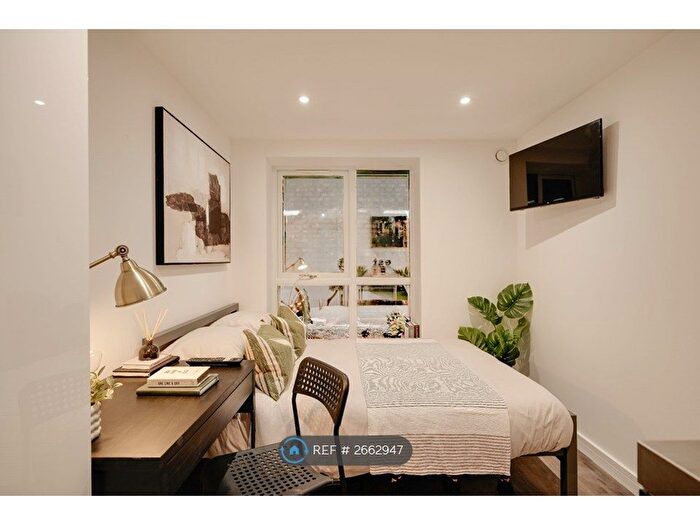 Studio To Rent In Gloucester Road North, Filton, Bristol, BS34