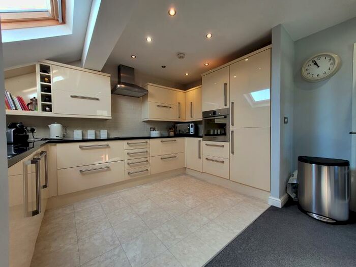 2 Bedroom Apartment To Rent In Apt, Park Court, M28