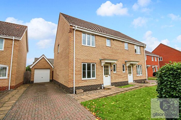 4 Bedroom Semi-Detached House For Sale In Alicante Way, Norwich, NR5