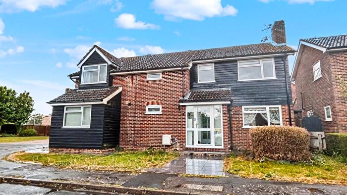 5 Bedroom Detached House To Rent In Ash Grove, IP9