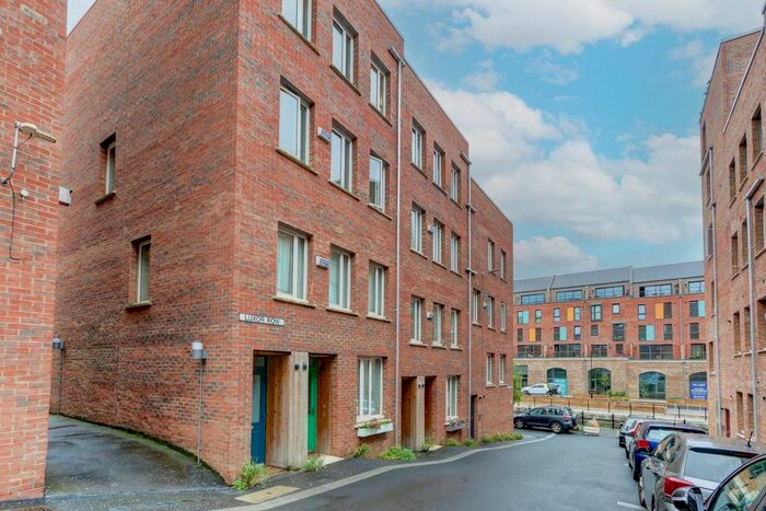 2 Bedroom Maisonette To Rent In Luxor Row, Newcastle Upon Tyne, NE6