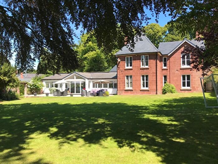 4 Bedroom Detached House For Sale In Puddington Lane, CH64