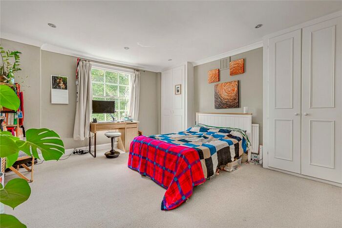 2 Bedroom Terraced House To Rent In Lorn Road, Vassall, SW9