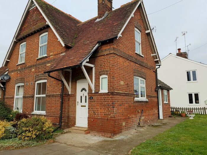 2 Bedroom Semi-Detached House To Rent In High Street, Walkern, Stevenage, SG2