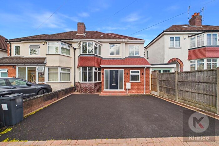 4 Bedroom Semi Detached House For Sale In Egginton Road, Birmingham, B28