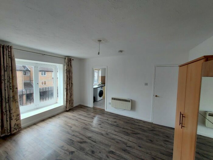 1 Bedroom Studio To Rent In Abbeyfields Close, London, NW10