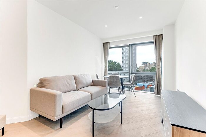 Studio To Rent In Aspen, Marsh Wall, London, E14