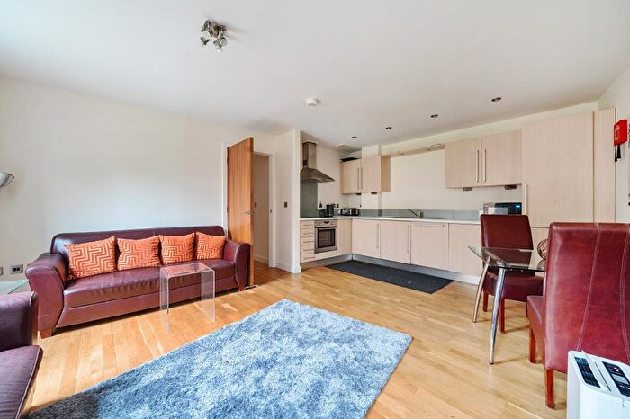 2 Bedroom Flat To Rent In Central Reading, Reading, RG1