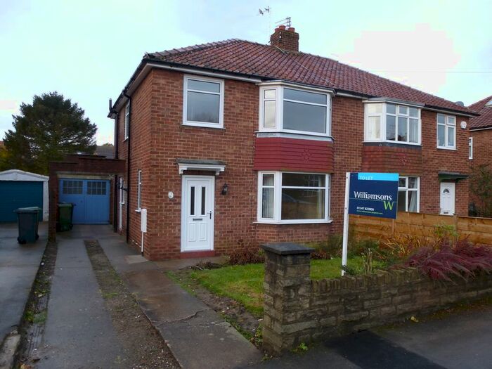 3 Bedroom Semi-Detached House To Rent In Ings View, Shipton Road, Rawcliffe York, YO30