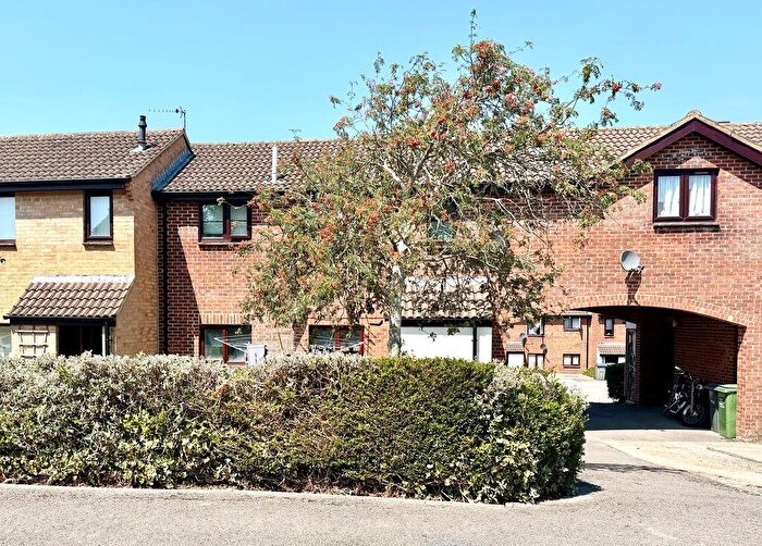 1 Bedroom Apartment To Rent In Highgrove Close, Calne, SN11