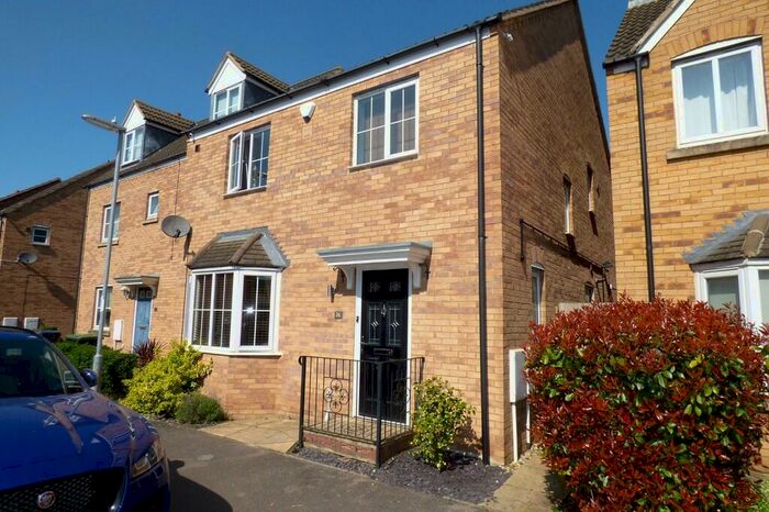 4 Bedroom Semi-Detached House To Rent In Fishers Bank, Littleport, CB6