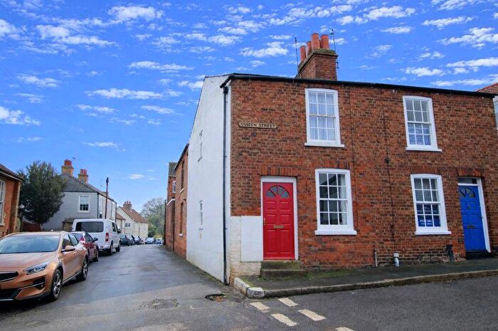 2 Bedroom Semi-Detached House For Sale In Union Street, Louth, LN11