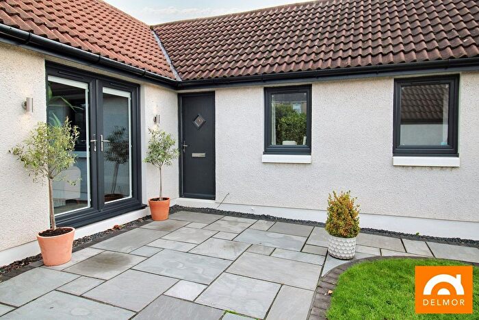 2 Bedroom Detached Bungalow For Sale In Links Road, Lundin Links, Leven, KY8