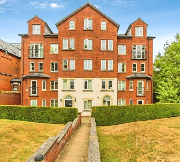 2 Bedroom Flat To Rent In Wilmslow Road, Manchester, Greater Manchester, M20