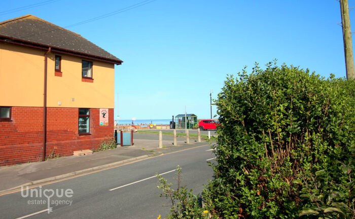 2 Bedroom Bungalow For Sale In Quail Holme Road, Knott End, Poulton-le-Fylde, FY6