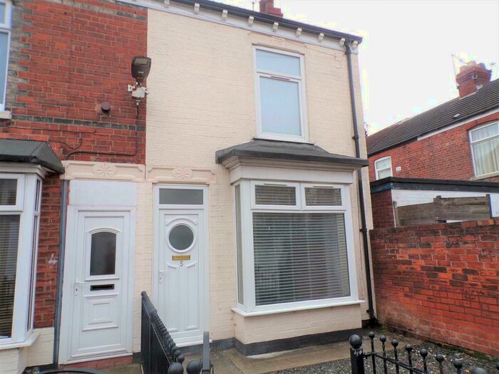 2 Bedroom Terraced House To Rent In Allan Vale, Estcourt Street, Hull, HU9