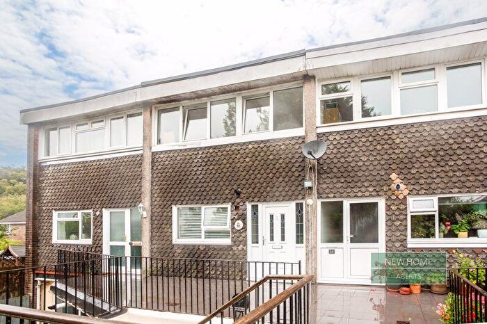 2 Bedroom Maisonette For Sale In Allt Yr Court, Newport, NP20