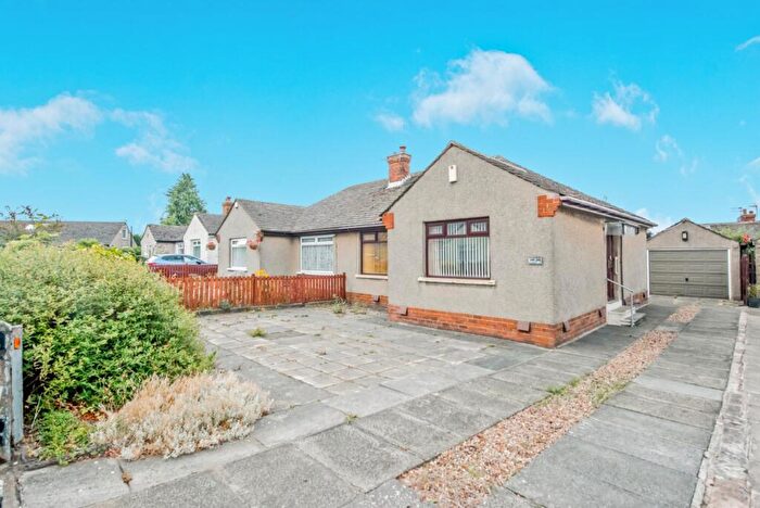 2 Bedroom Bungalow For Sale In Acre Drive, Eccleshill, Bradford, BD2