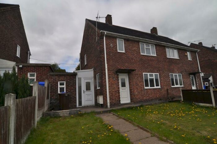 2 Bedroom Semi-Detached House To Rent In Hills Road, Stocksbridge, S36