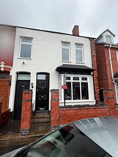 3 Bedroom Terraced House To Rent In Trinity Street, Cradley Heath, B64