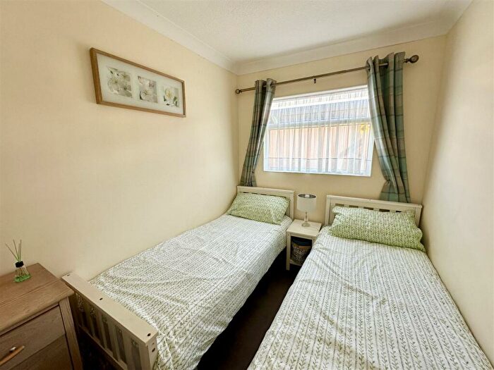 2 Bedroom Chalet For Sale In Broadside Chalet Park, Stalham, NR12