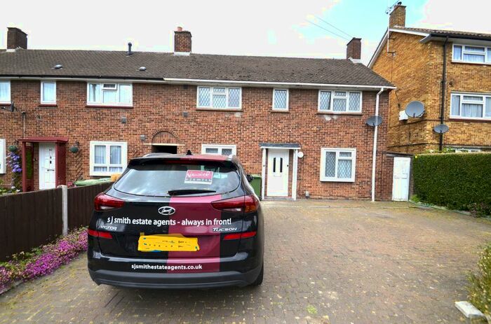 3 Bedroom Detached House To Rent In Clare Road, Stanwell, Staines, TW19