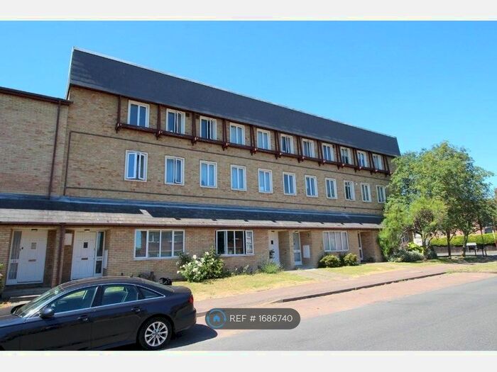1 Bedroom Flat To Rent In Whitehill Road, Cambridge, CB5
