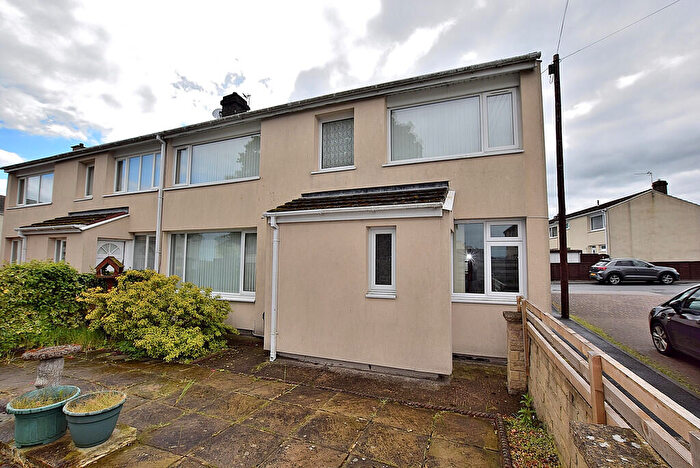 3 Bedroom Semi-Detached House For Sale In Firefly Walk, Colburn, DL9