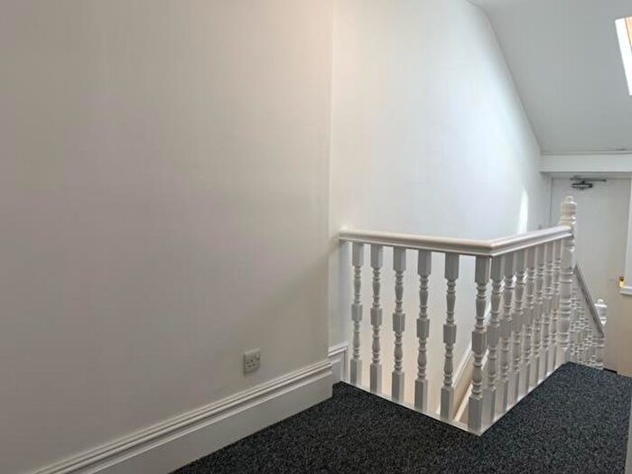 1 Bedroom Property To Rent In Newport Road, Roath, Cardiff, CF24