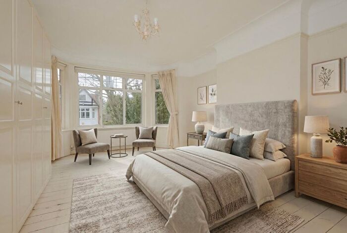 6 Bedroom Property To Rent In Fitzwilliam Avenue, Richmond, TW9