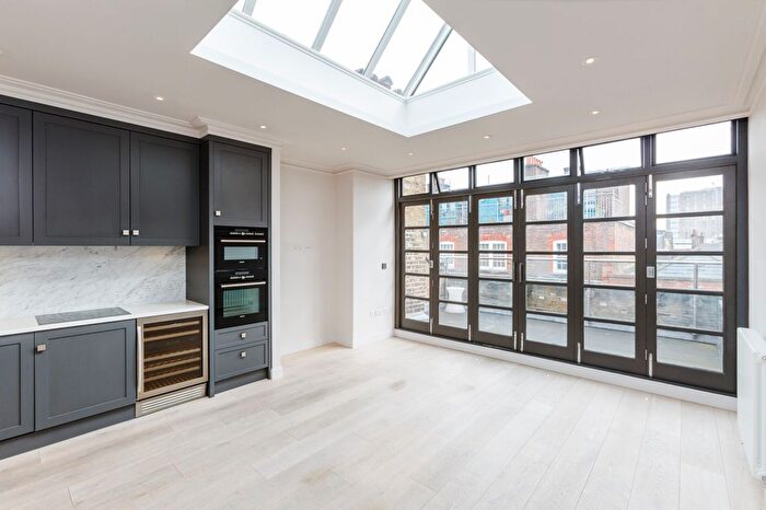 2 Bedroom Flat To Rent In Neal Street, Seven Dials, WC2H