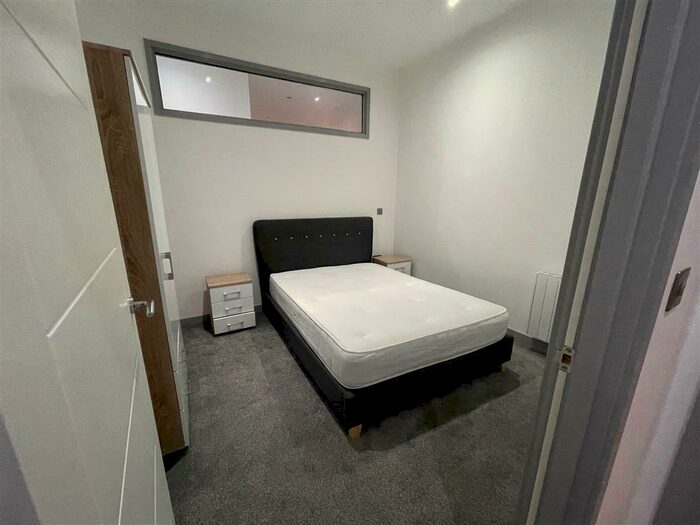 1 Bedroom Flat To Rent In St. Sepulchre Gate, Doncaster, DN1