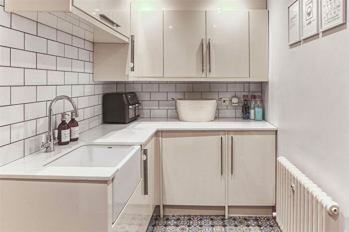 4 Bedroom Detached House For Sale In Twyford Road, Willington, Derby, DE65