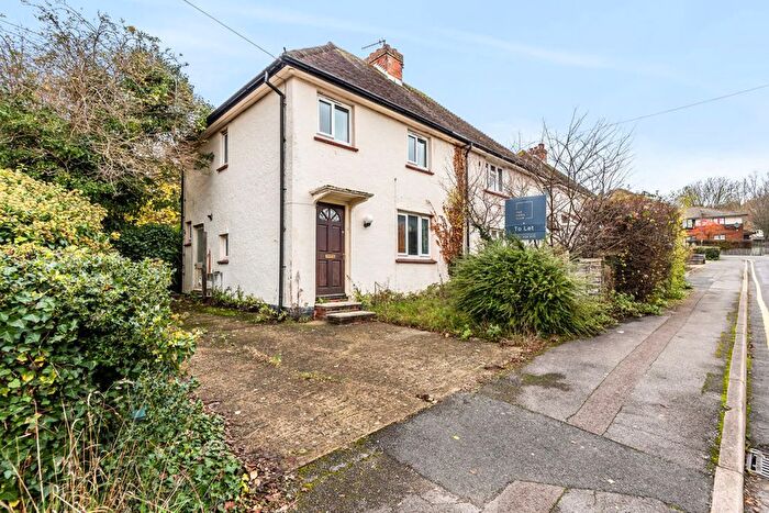 4 Bedroom Semi-Detached House To Rent In The Oval, Guildford, GU2