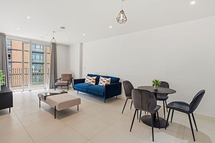 1 Bedroom Flat To Rent In Victoria Road, North Acton, London, W3
