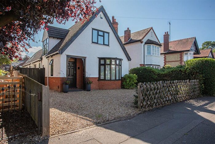 4 Bedroom Detached House For Sale In Park Road, Peterborough, PE1