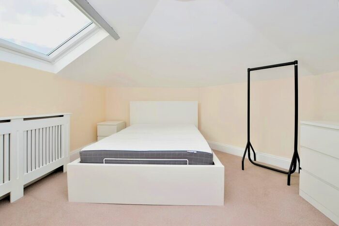 2 Bedroom Maisonette To Rent In Astbury Road Peckham, SE15