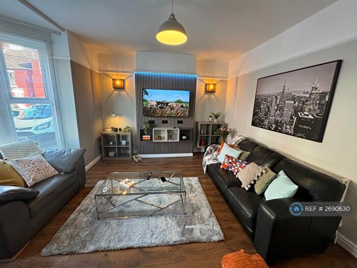 7 Bedroom Terraced House To Rent In Garmoyle Road, Liverpool, L15