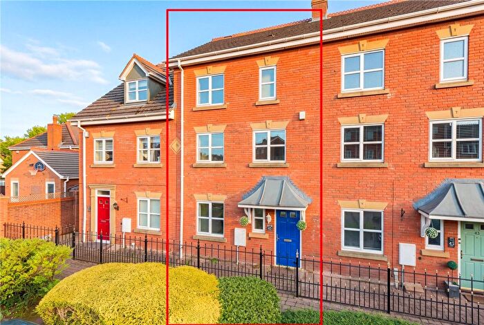3 Bedroom Property For Sale In Gatcombe Way, Priorslee, TF2