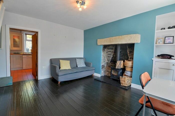2 Bedroom Terraced House For Sale In Sitch Lane, Birch Vale, High Peak, SK22