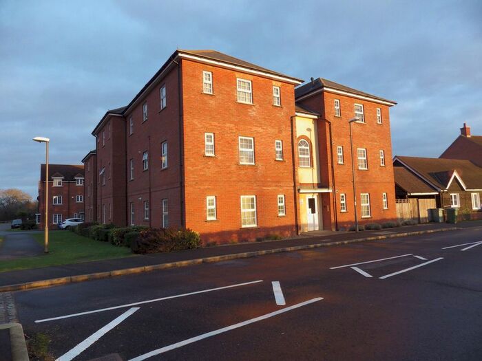 1 Bedroom Flat To Rent In Pluto Way, Aylesbury, Buckinghamshire HP19