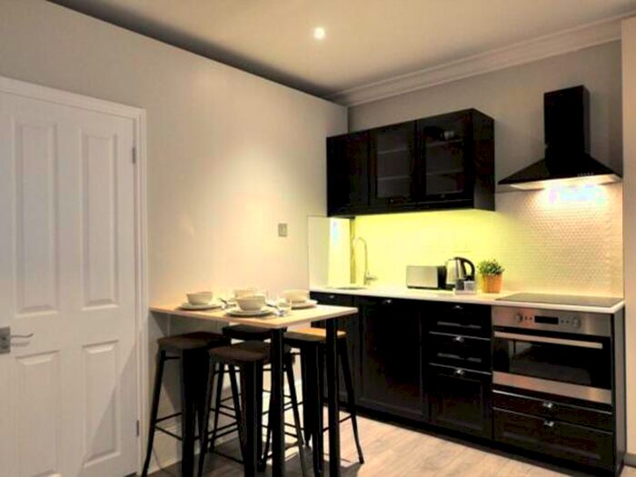 1 Bedroom Apartment To Rent In , SA37