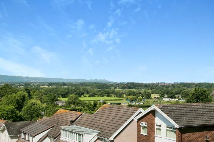 4 Bedroom Detached House For Sale In Parc Gwelfor, Dyserth, Denbighshire, LL18