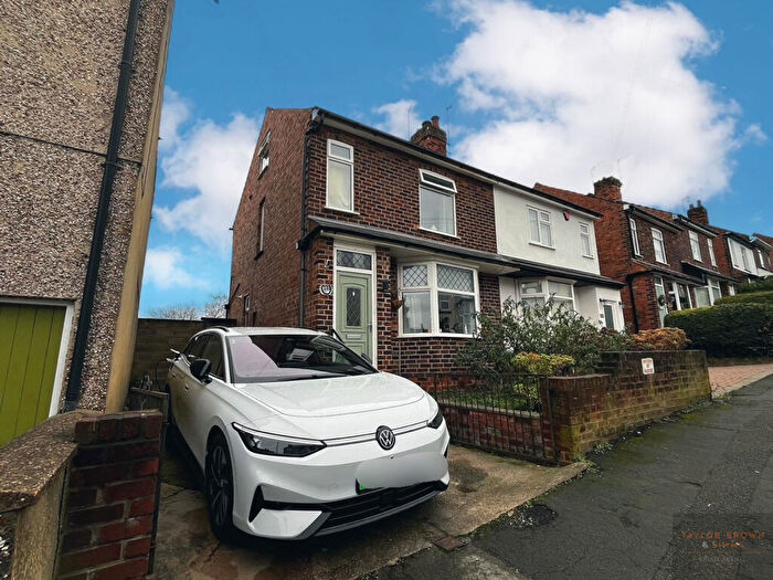 2 Bedroom Semi Detached House For Sale In Lynncroft, Eastwood, Nottingham, Nottinghamshire, NG16